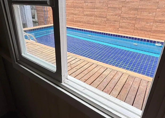 Casa Com Piscina Proximo A Meia Praia, Itapema-Sc